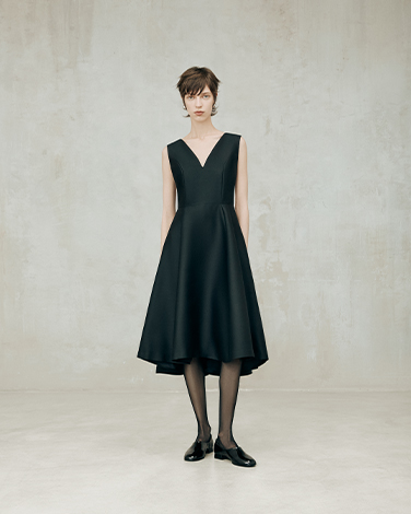 TULIP Black Silk-Wool Dress